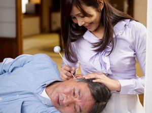 男68歳にして華やぐ せがれの嫁さんいじり！！お盛んなチンポが悶絶ファック！勃起回避不能ｗｗｗ