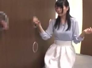 一般男女モニタリングAV しごいてしゃぶってヌキまくり！恥じらいつつも挿入されて絶頂！