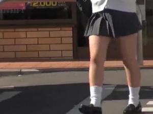 「下着メーカーのモニター調査」と称して!!美少女を騙しておっぱいマッサージ！