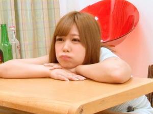 アヒル口美少女のアヘ顔が舌が出過ぎてる！嬉々としてザーメンを搾り取る！