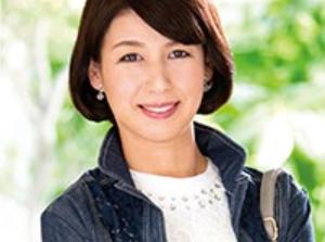 五十路奥さま初脱ぎAVドキュメント！！淫乱メスが他人棒との快楽