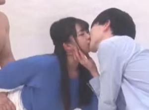 一般男女モニタリングAV 徹底比較！「愛情VS巨根」wデカチンに感じまくってしまうwww