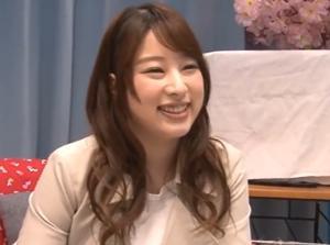 花見でホロ酔い気分の大学生男女が‘腰振り500回！！素股でお互い爆発寸前！