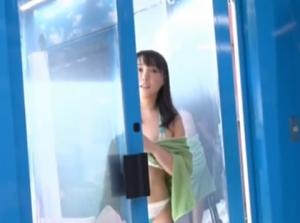 満たされない人生を送る、奥手男子の救済企画！！美女が初体験のお相手に！