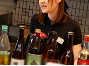 居酒屋店員さんを1週間かけて口説き落とし！男優に落とされＡＶデビュー！勃起回避不能ｗｗｗ
