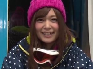 ミラー号の中で、自慢の彼女を「寝とって」！！彼氏持ち美女に膣内射精！ｗマジでエロ杉注意ーーー❖勃起回避不能ｗ