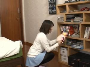 母親に見られ後戻りができず泥沼！！母まで犯す変態近親ファック！