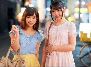 終電を逃したホロ酔い女子大生2人組の優しさにつけ込んで！！デカチン挿入する３Ｐファック！