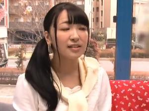 花見で！ホロ酔い気分の大学生男女が‘腰振り500回！！果たして結果は…