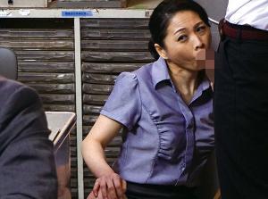 絶頂授業で10倍濡れる人妻教師 吉野かおる！！勃起して見境なく性欲処理させる！