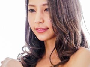 圧倒的美貌と艶やかさを持つ最強ハーフ美少女！！敏感マンコが激ピストンで悶絶アクメ！