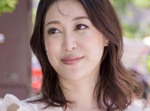 一流のおば様ナンパ セレブ美熟女！！浮気ファックで中出し