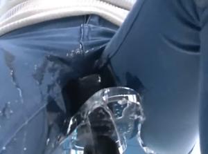 公衆の面前！？でイキまくる！美人奥様がアクメ自転車体験！