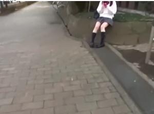 親にも学校にも言えない！！誰にも言えない秘密のバイト！