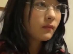 童貞の可愛いチ○ポが大好き…淫欲のままハメ狂う肉食美女！