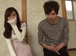 男女グループの中の友達以上恋人未満の仲良し2人に露天風呂!!２人は辛抱たまらず即ハメで中出し！