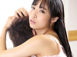 汗を絡ませカラダを貪り合う密着性交！！お口に咥えて口内射精ご奉仕