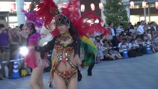 《見せつけ野外》素人美人女子大生たちの尻肉丸見えサンバ... お祭りで開放的大胆な露出行為!!!