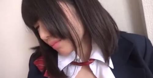 【初めての援交】初円光でｶﾞﾁｶﾞﾁに緊張してる黒髪ロリ女子高生を睡眠薬で眠らせトラウマ級のイタズラからの鬼畜レイプ！