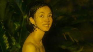 【貴重映像！？】超人気女優の満島ひかりが水浴び撮影で乳首が全開にみえてしまうｗｗ