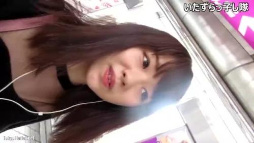 ＜盗撮パンチラ＞ガチの声掛け至極の逆さ撮り！