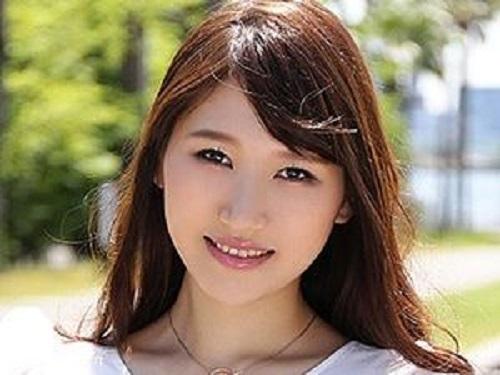 《人妻さん》奥まで突きまくられて美人妻が普段と違うエロ顔で悶絶アクメwww