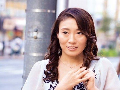 《熟女ナンパ》「アナル!? でも心の準備が…」!!! 美マダムが言われるままに掘られたら想定外の快感絶頂www