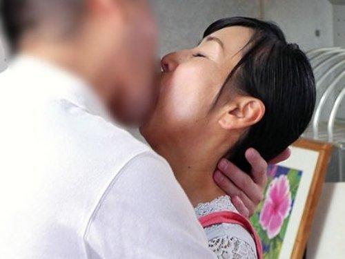《五十路》ボクが守ってあげる…。孝行息子と愛情深いママの母子相姦 www