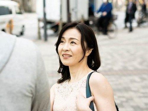 《熟女ナンパ》ホテルでハメ倒されて「こんなにスゴいと思わなかったわ❤」☆逆ナンパまさかの拾い者に大満足のおばちゃんwww