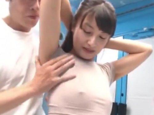 《マジックミラー号》乳首とオマ○コ浮き出るマキシワンピ!!! エッチな刺激でシミがクッキリwww