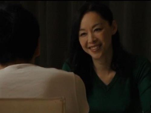 《熟女 おばさん》欲求不満の完熟マダム!!! 娘不在をいいことに義息子と濃厚セックスwww