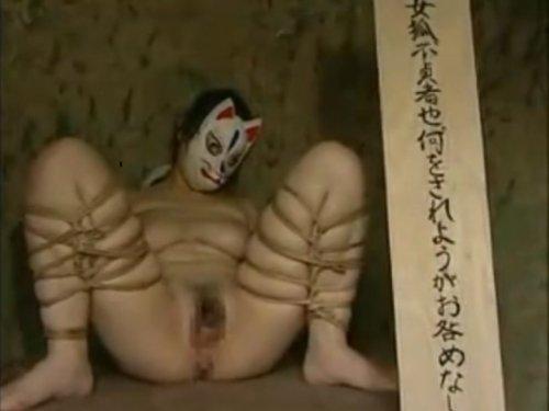 《ヘンリー塚本》オンナの自由を奪い複数チンポでハメ倒し!!! 女狐に激ピストン中出しのお仕置き儀式www