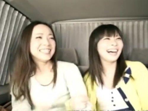 《人妻ナンパ》火が付いたら止められない女たち!!! 母娘が競ってチンポを貪るド淫乱交尾www
