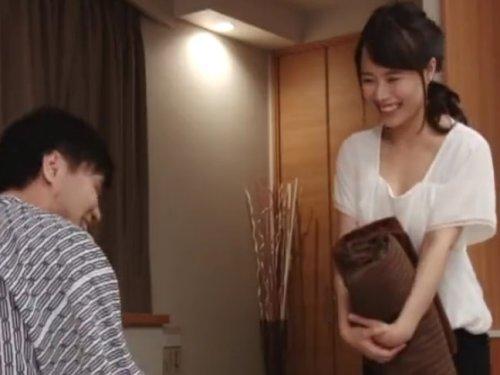 ホテルで美女にマッサージされてマッタリ気分!!! 次はヤッちゃおwww