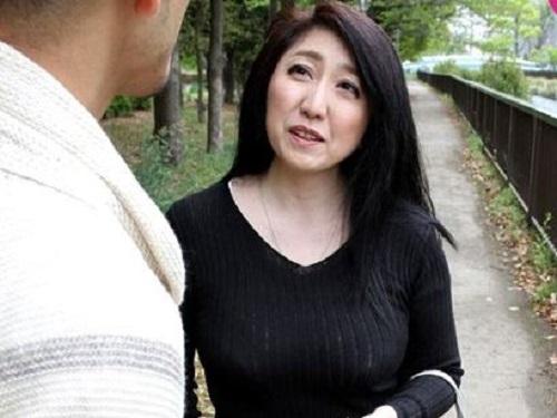 《人妻ナンパ》ムチムチボディの美マダム!!! 爆乳デカ尻がエロ杉www