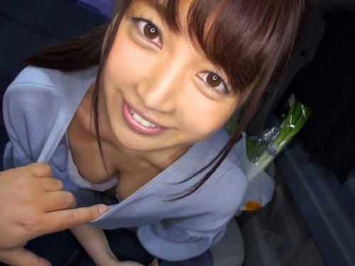 《人妻ナンパ》買い物帰りにサクッとバイト!!! 芸能人並みに綺麗な主婦は謝礼を受け取りザーメン抜きを快諾www