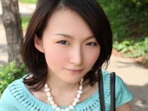 《人妻さん》広●涼子に似てる!!?? 清楚で端正な表情からは想像もつかない乱れっぷりのドスケベファックwww