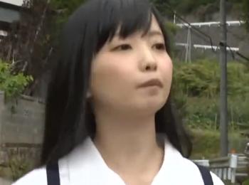 【ヘンリー塚本】年頃の娘は、どうしても使用人の男にクンニさせたい！ 芹沢つむぎ
