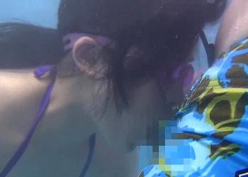 『プールで近親相姦』水中でSEXする熟女の母親と息子！児玉るみ