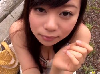 巨乳美女とハメ撮りデート！さっそく野外フェラで口内射精！浅倉領花