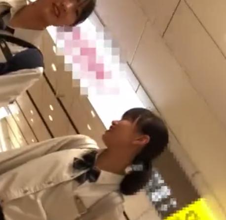 【盗撮】カワイイJKのみに狙いを定めてパンチラ盗撮！！