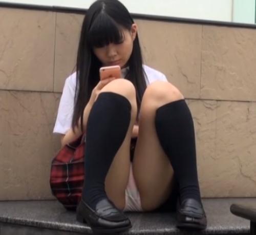 【 パンチラ 】黒髪ロングの永福美女☆パンツ姿をじっくり撮影しちゃう！！！