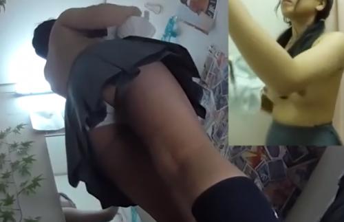 【 盗撮 】ツインテJKのちょっと危ない更衣室を覗いちゃう！！！