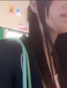 【 盗撮 】美人なお姉さん☆顔撮りしてからスカートめくり！！！