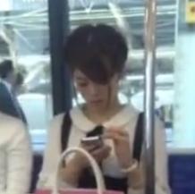 【盗撮バレ】こんなにかわいい女の子のスカートをめくっちゃうよ！バレて逃走するけど！！！