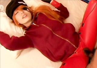 「中にいっぱい出してえええ！！」アスカァァァァア！！式波・アスカ・ラングレーのコスプレ美女を着衣のまま中出しセックス！