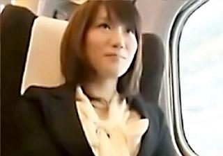 「こんなの初めて…」妖艶な美熟女奥様がデカチンとの温泉不倫寝取られ旅行で欲求不満を解消NTRファック！