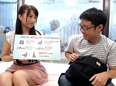 童貞の可愛い弟にSEXを教える巨乳美人女子大生の姉♡近親相姦筆おろし♡素股で発情♡騎乗位と激ピストンで何度も絶頂中出し！