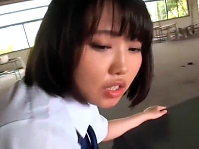 池袋10代限定素人女子高生ナンパ♡廃墟の中で現役巨乳JKを犯す退廃的SEX♡制服を着て机の上で絶頂！椅子でイキまくり！