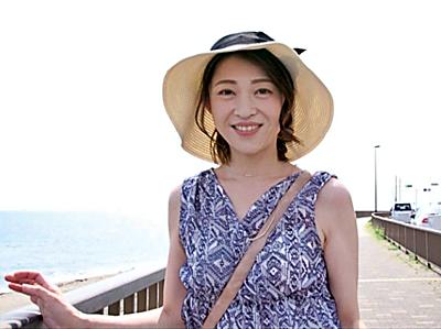 「まだ、女を諦めたくないんです」20歳の子供がいる美熟女がAVデビュー！照れ笑いしていたが、挿入で「あ”ぁぁ、ん」と悶絶